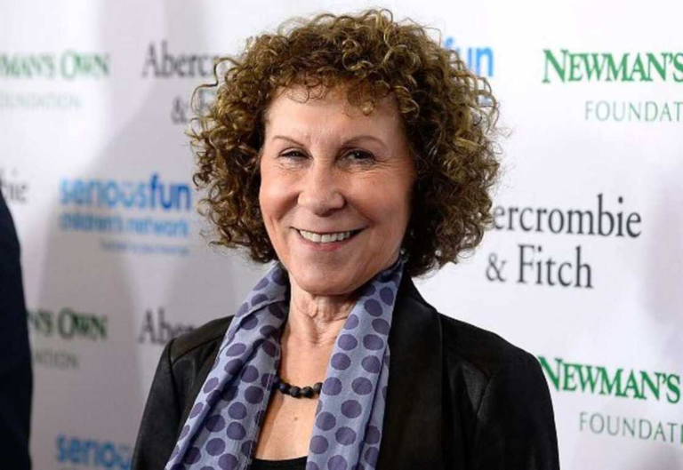 Rhea Perlman: Age, Height, Net worth, Family and Career